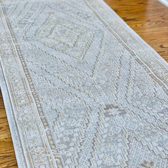 Momeni Isabella Grey Geometric Runner Rug - Picture 3 of 9